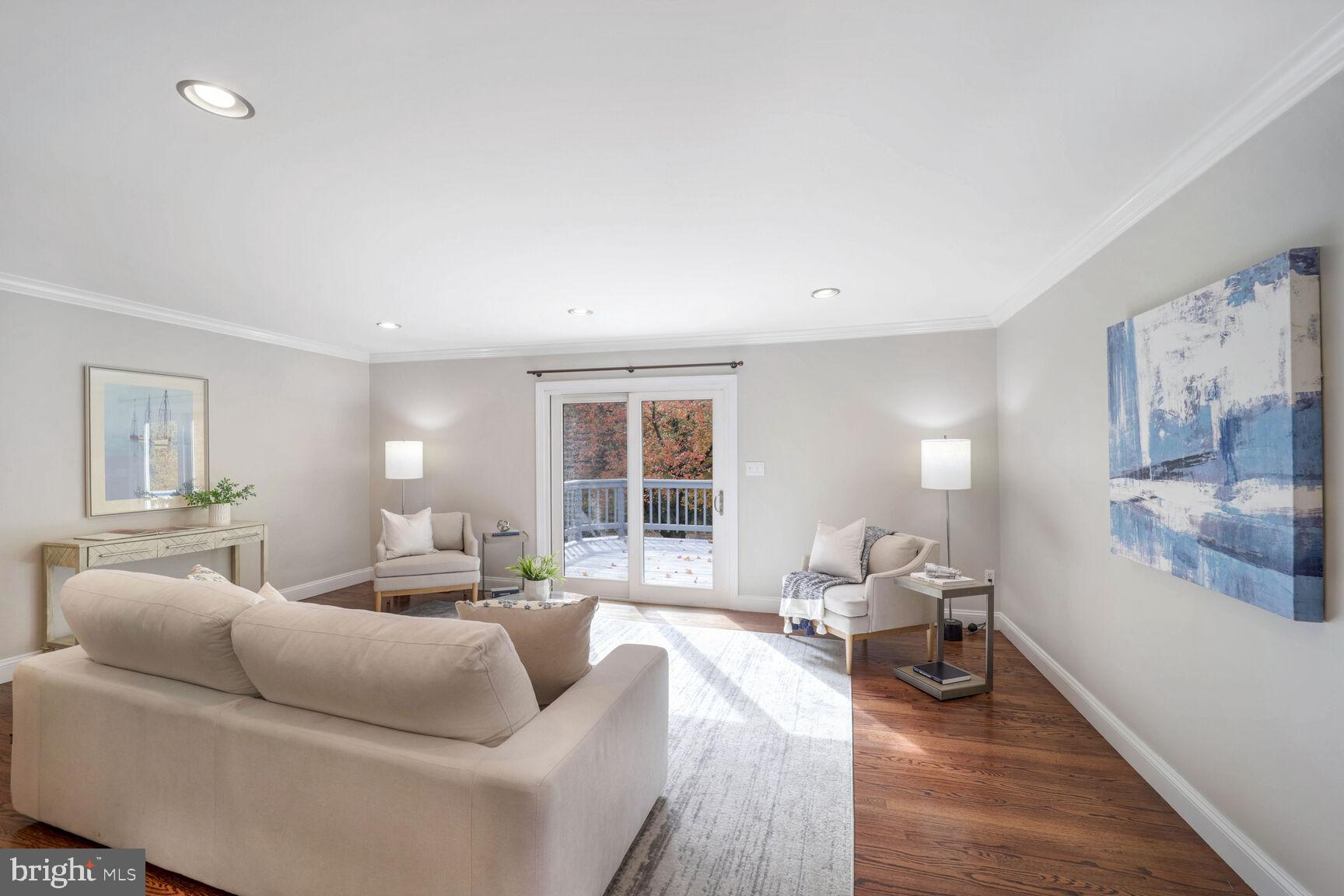 439 Colonial Ridge Ln