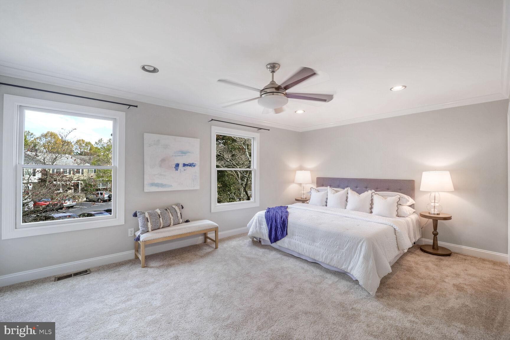 439 Colonial Ridge Ln