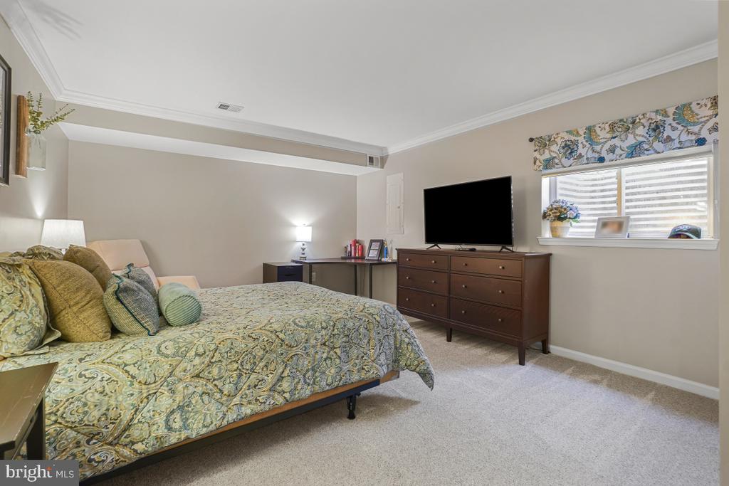 1523 Hornbeam Dr