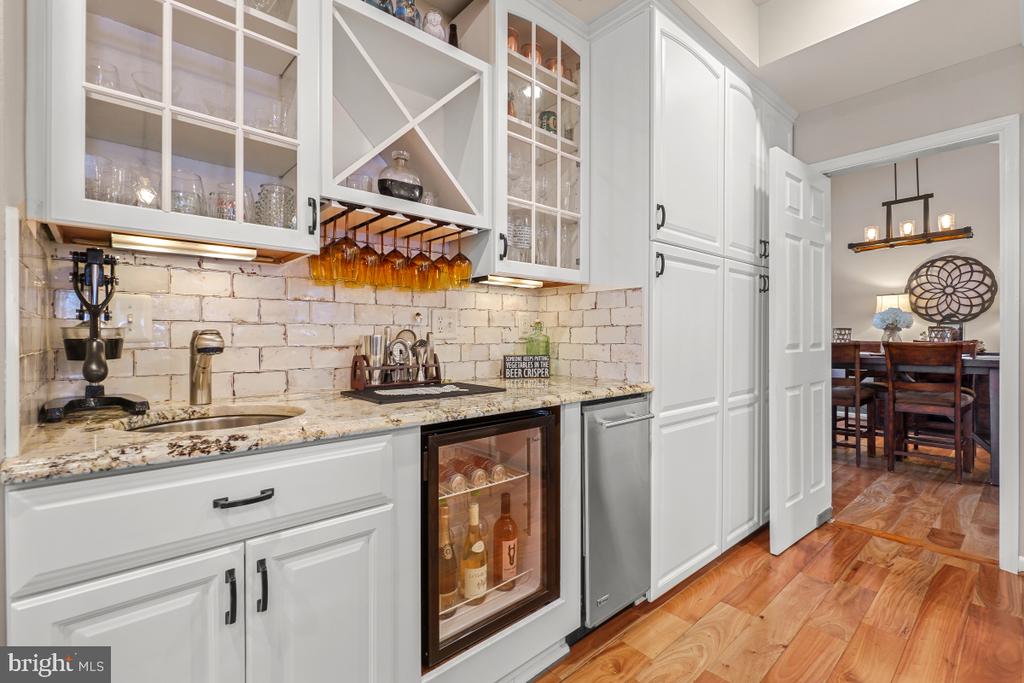 1523 Hornbeam Dr