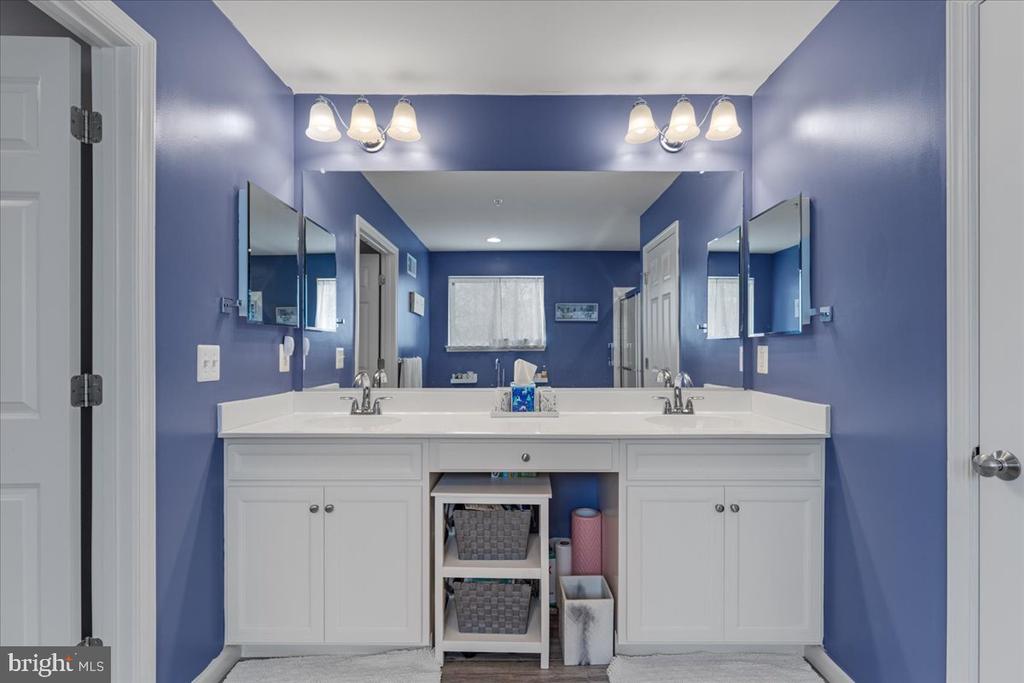 653 Old Waugh Chapel Rd