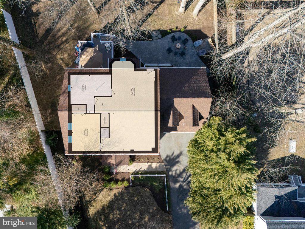 96 Clifford Blvd