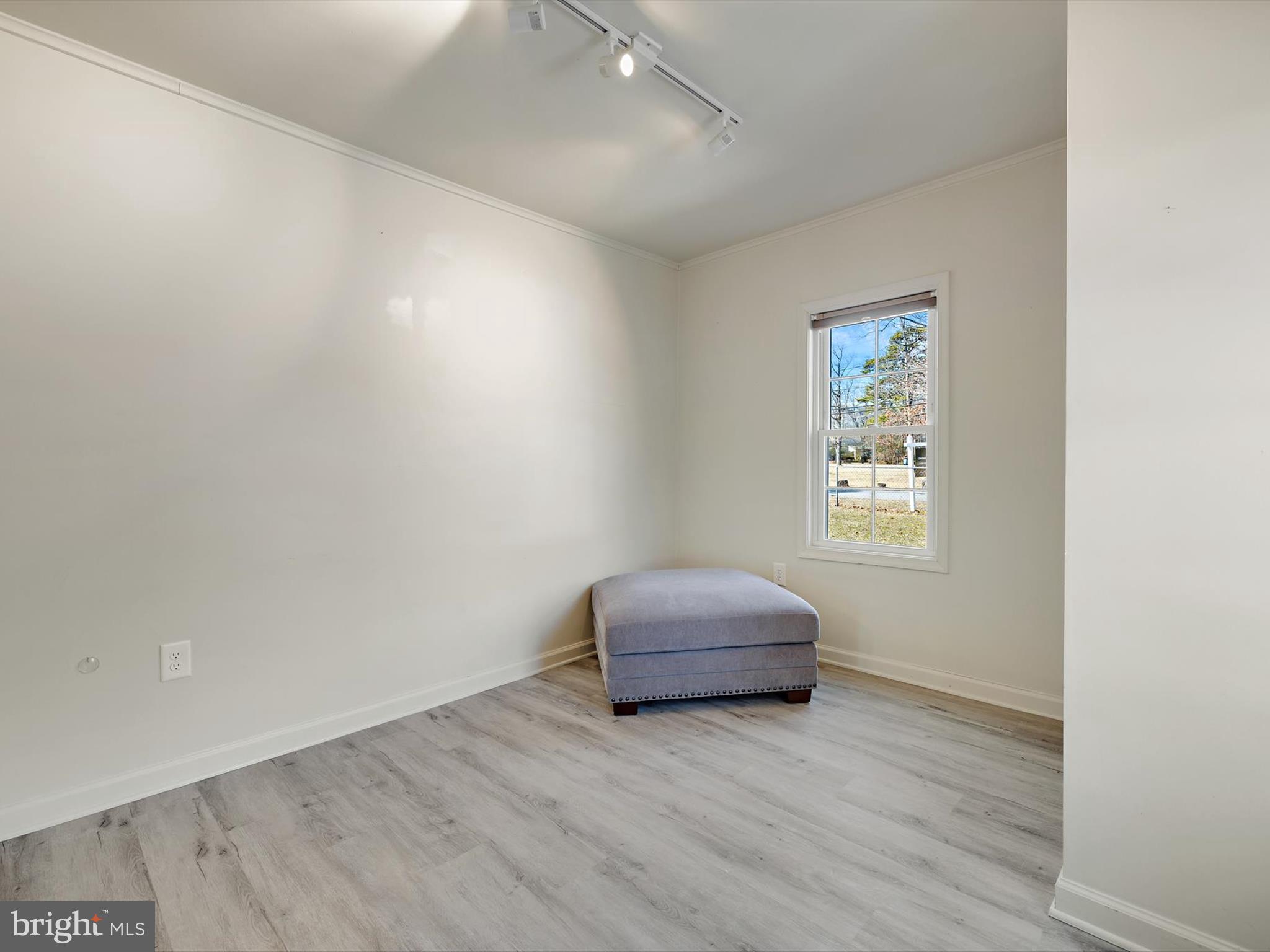 229 Severn Rd