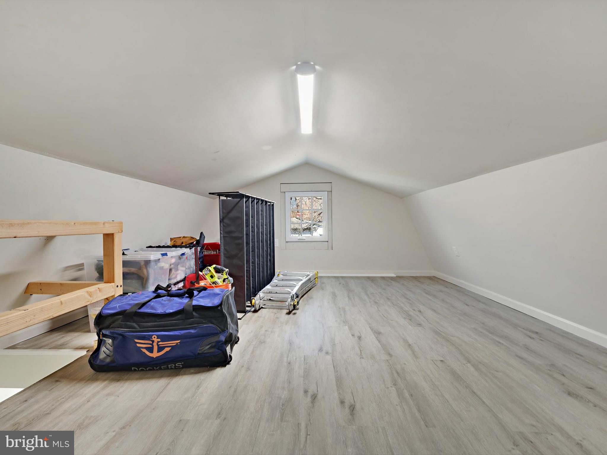 229 Severn Rd