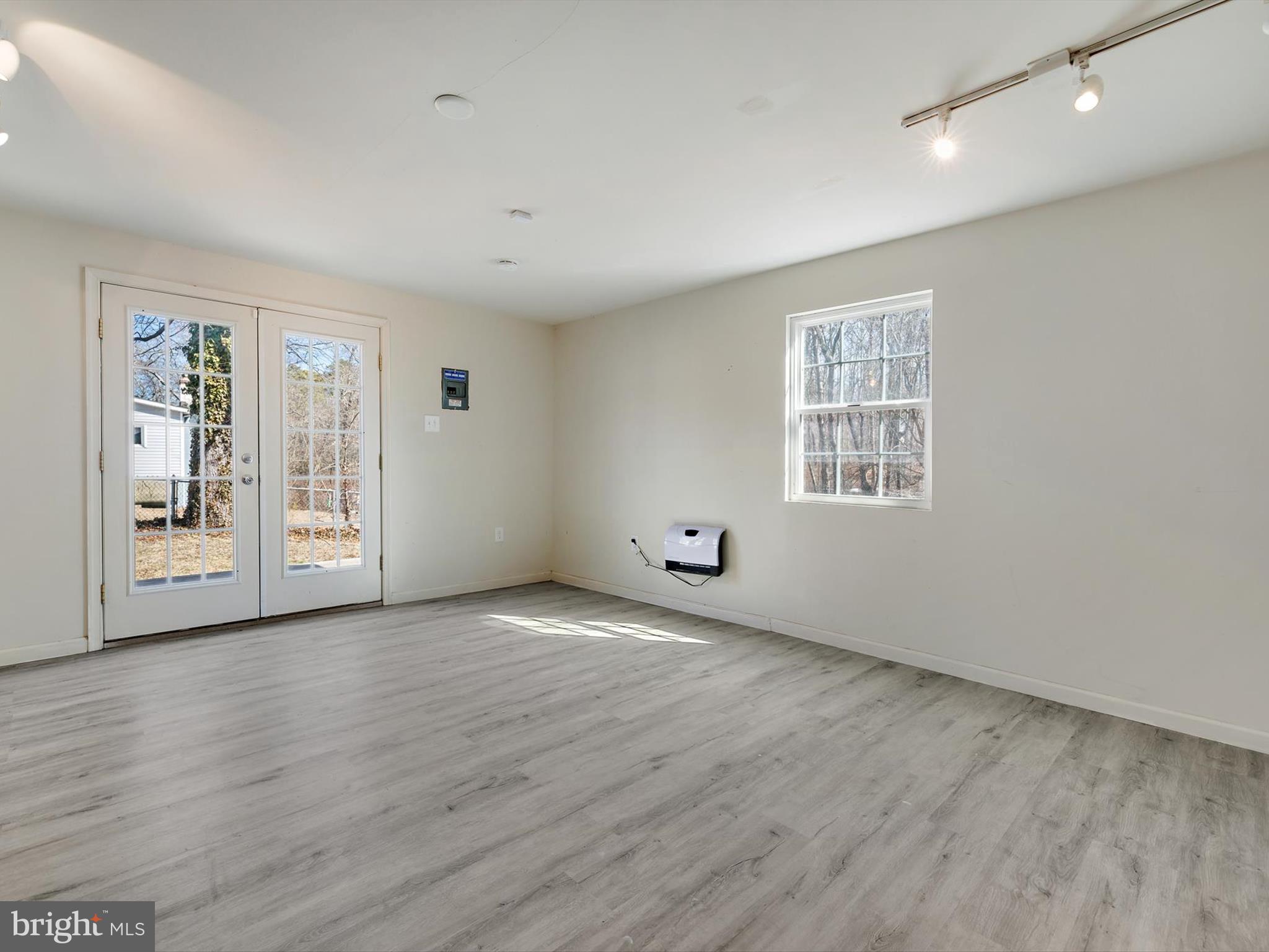 229 Severn Rd