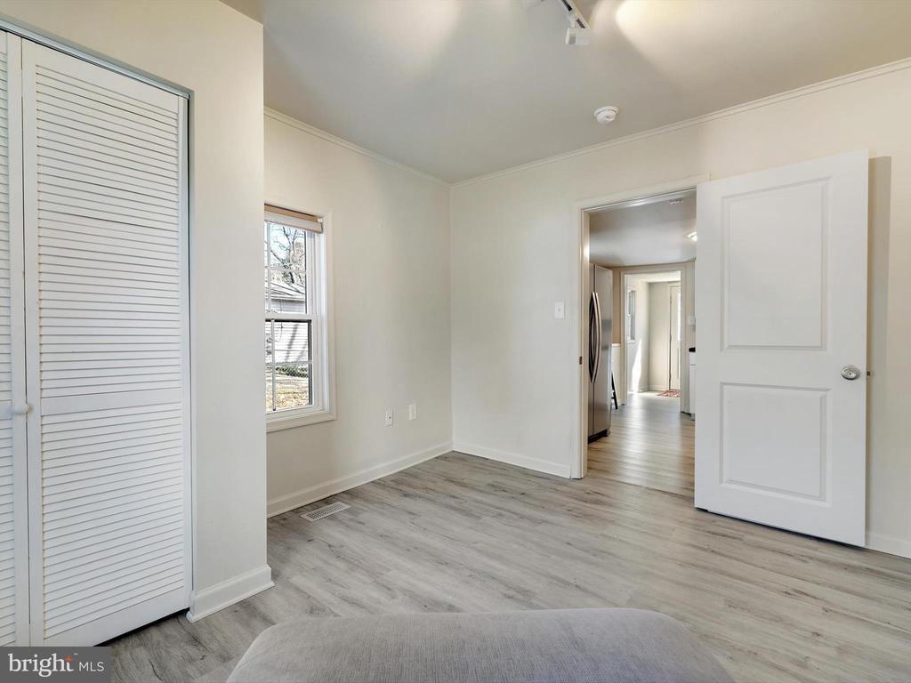229 Severn Rd
