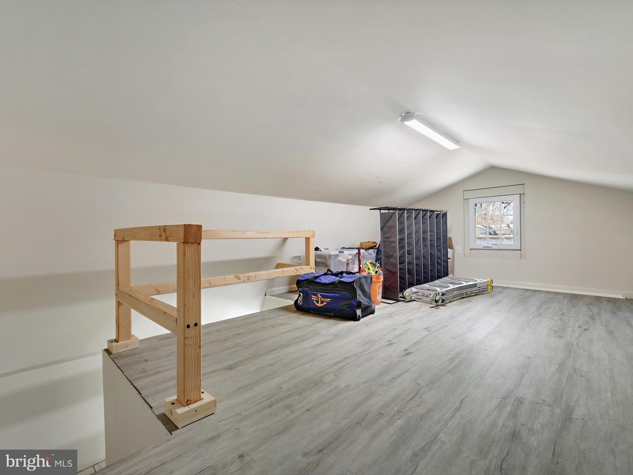 229 Severn Rd