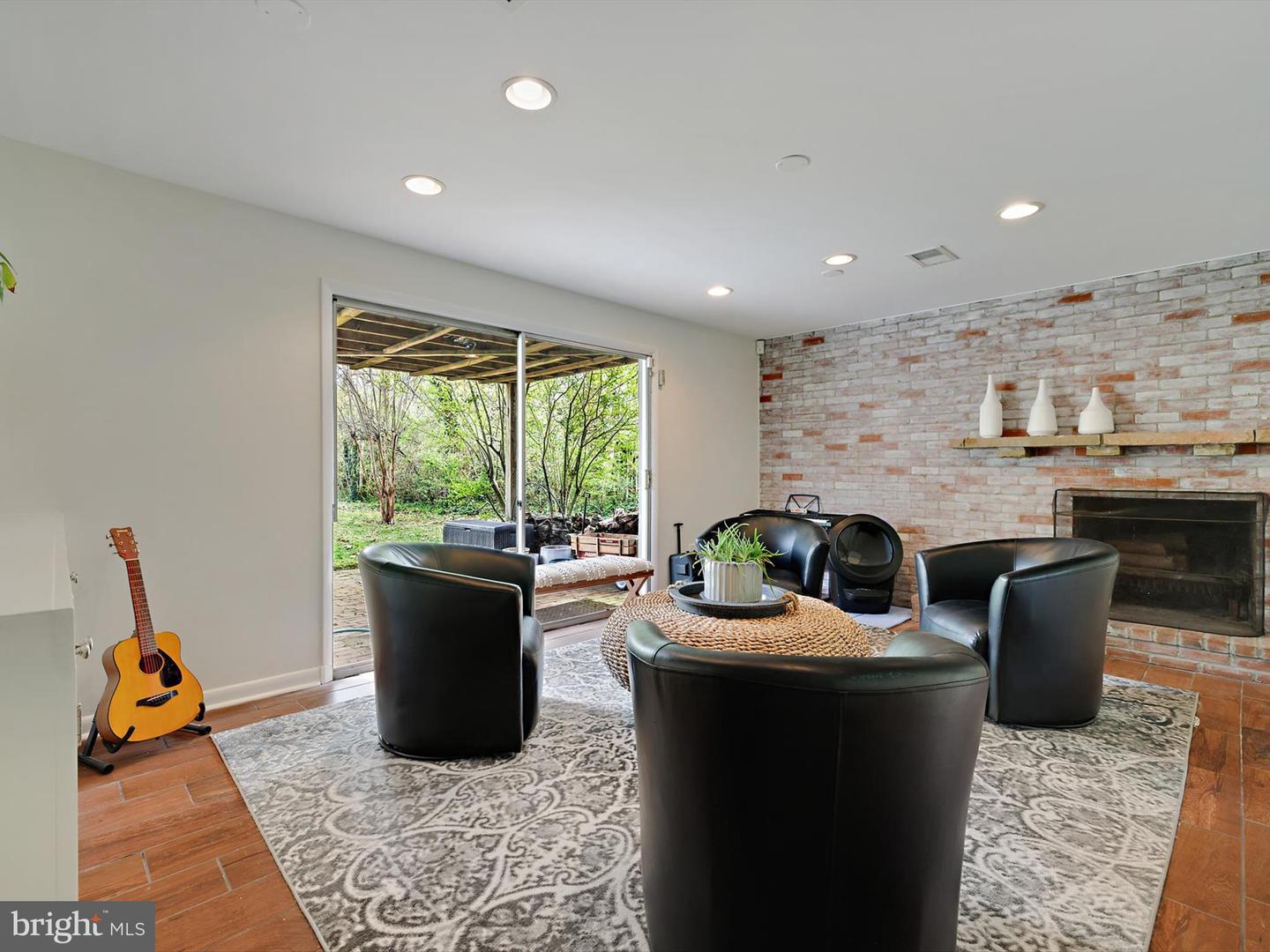 9 Romar Dr