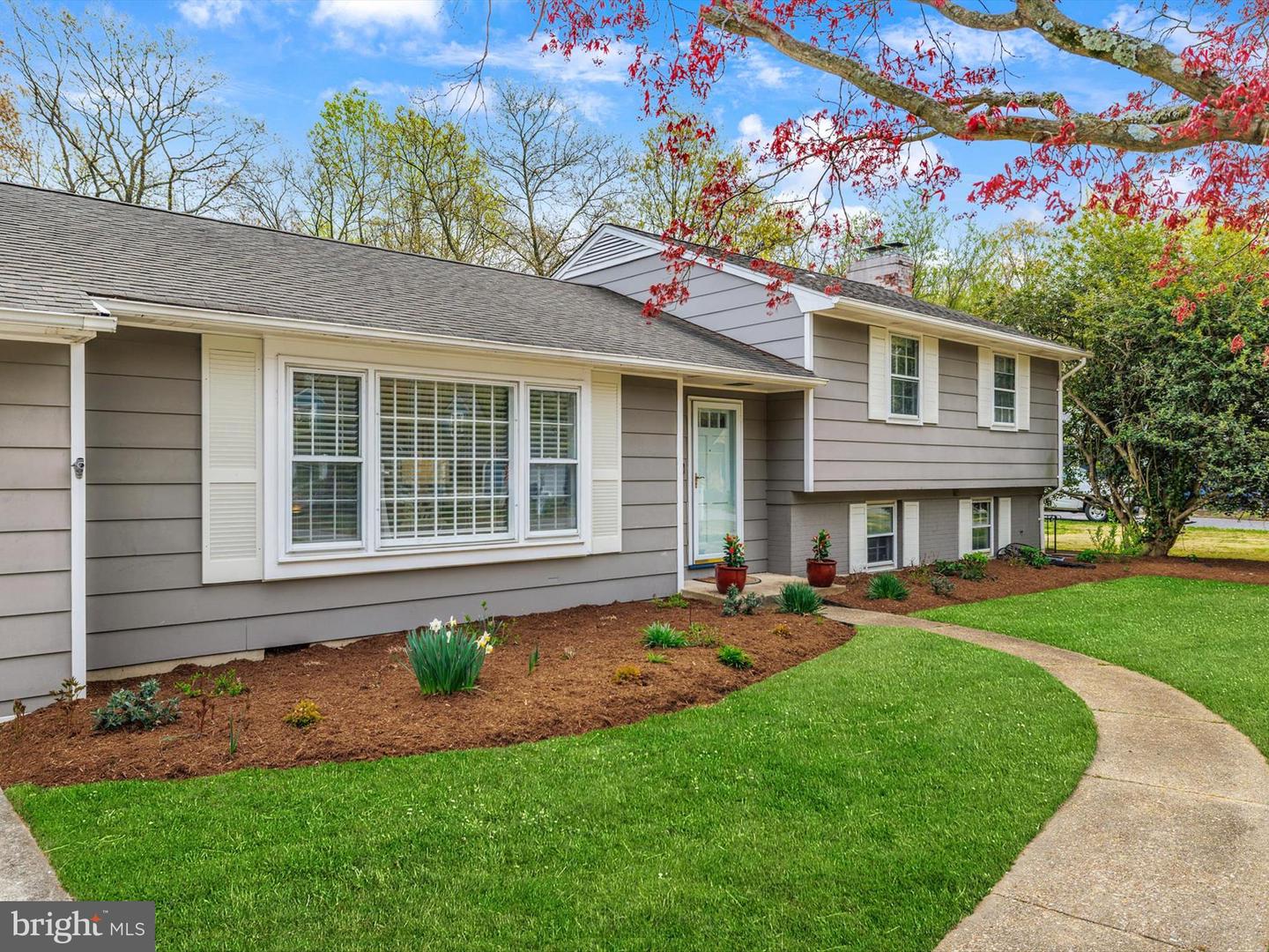 9 Romar Dr