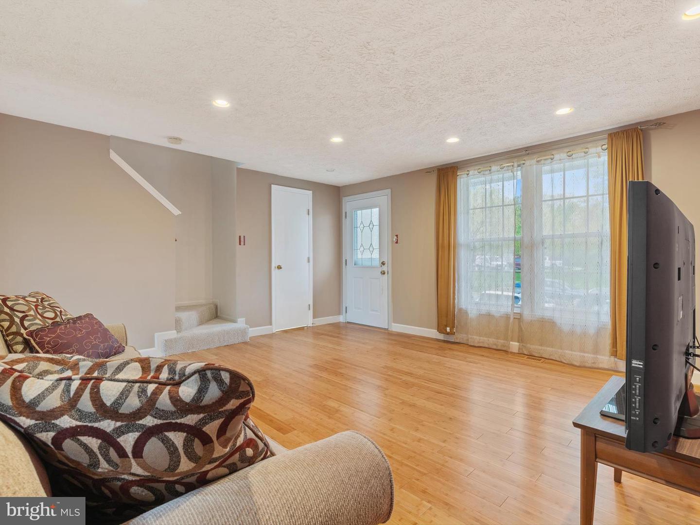 653 Willowby Run