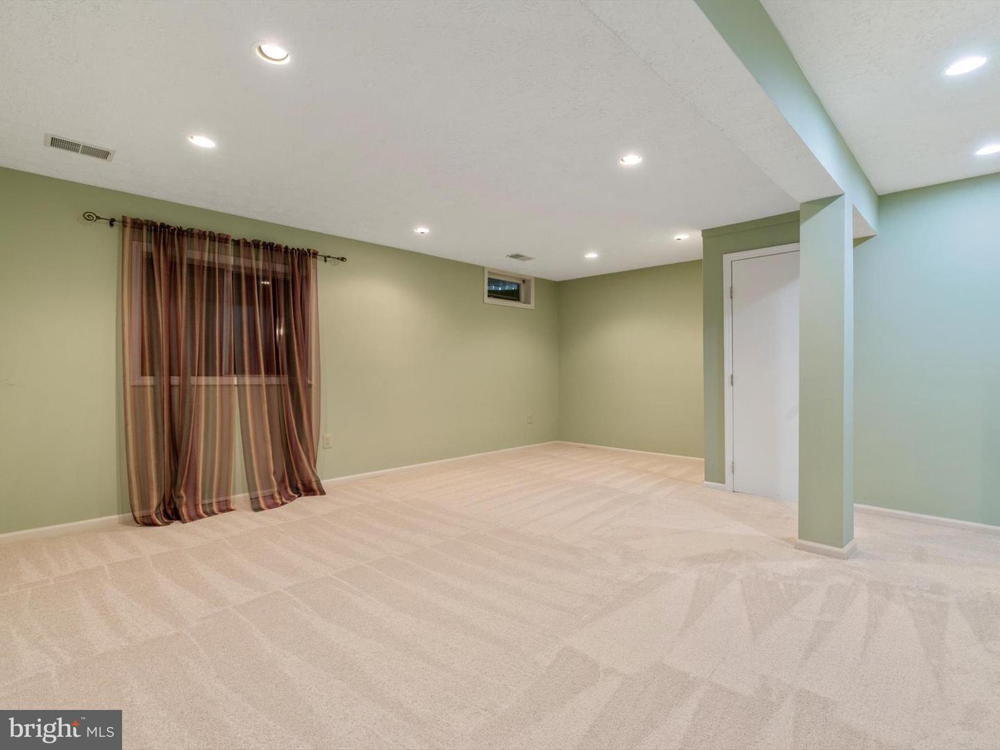 653 Willowby Run