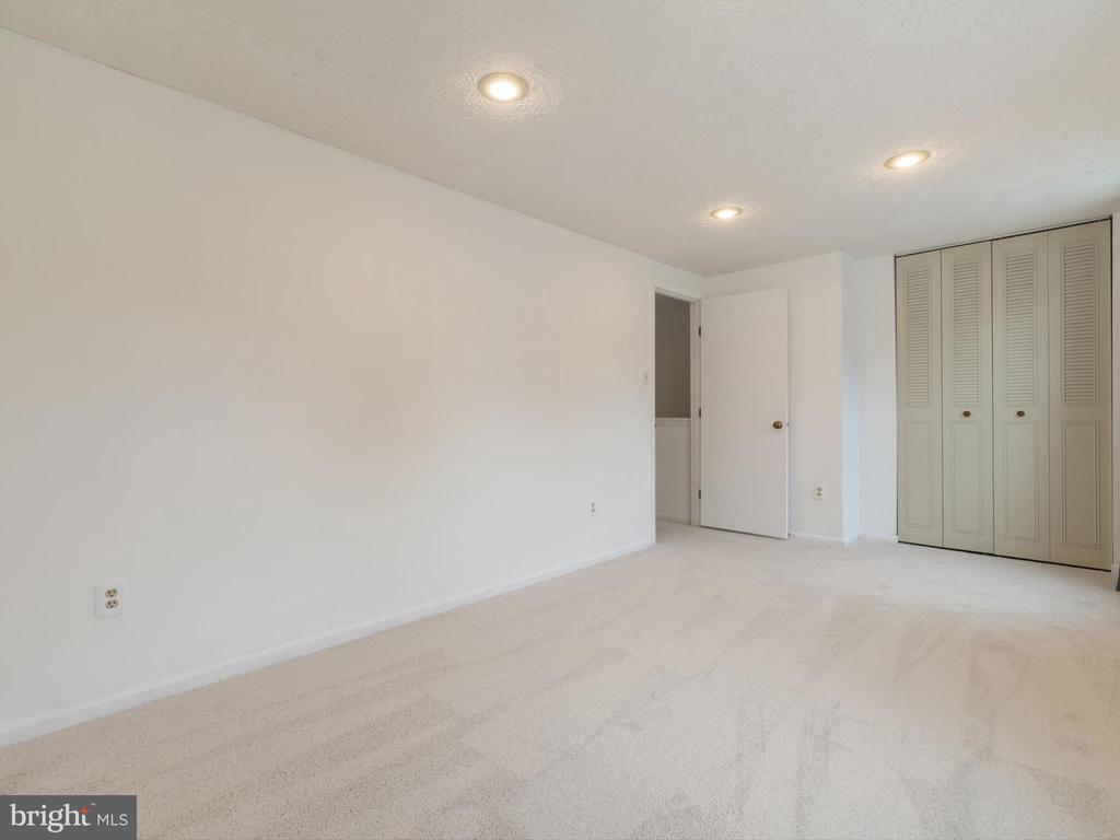 653 Willowby Run
