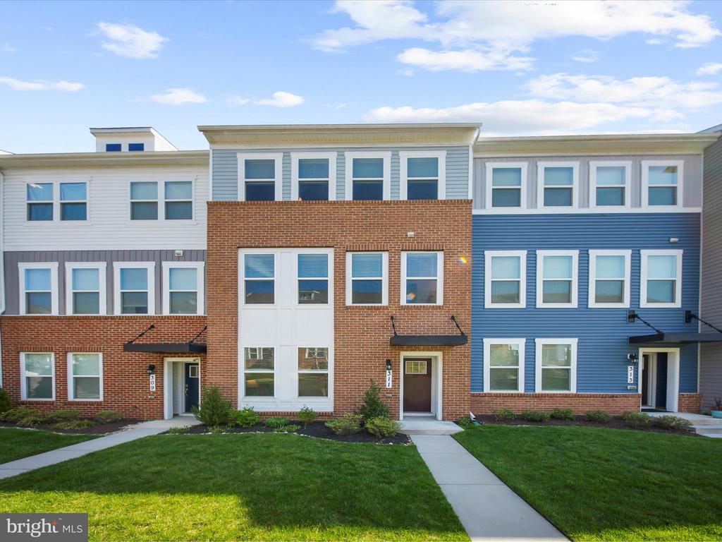 311 Bright Light Ct