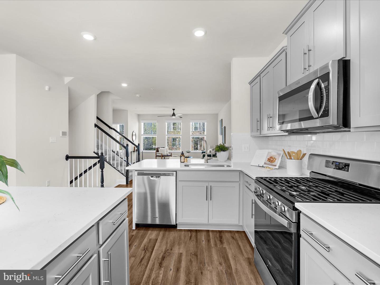 311 Bright Light Ct