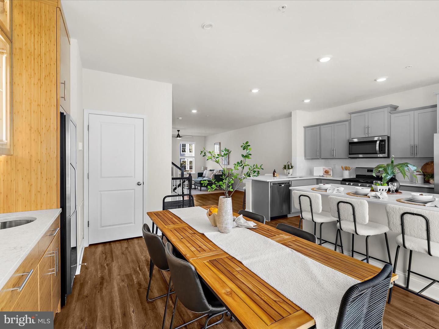 311 Bright Light Ct