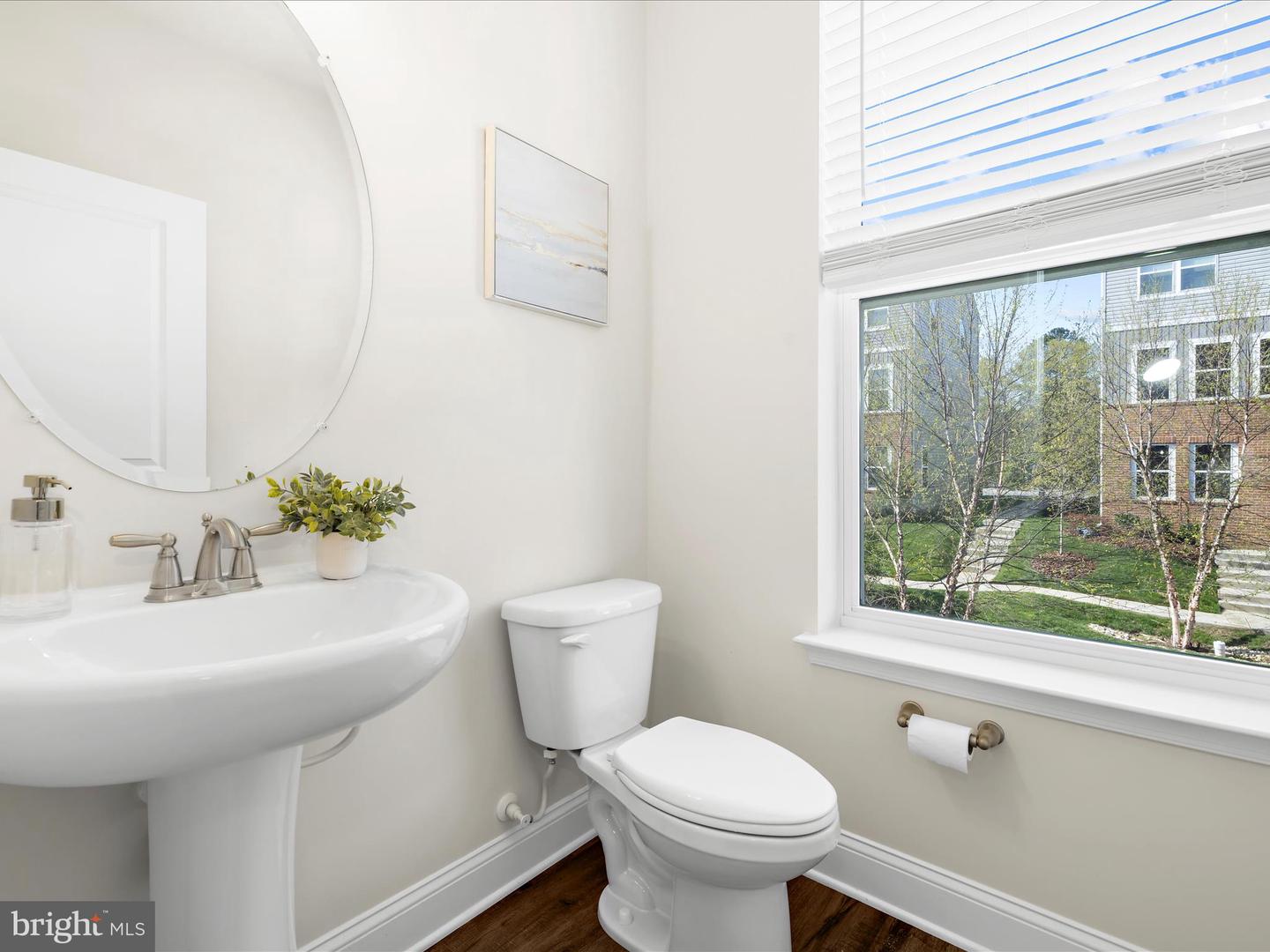 311 Bright Light Ct