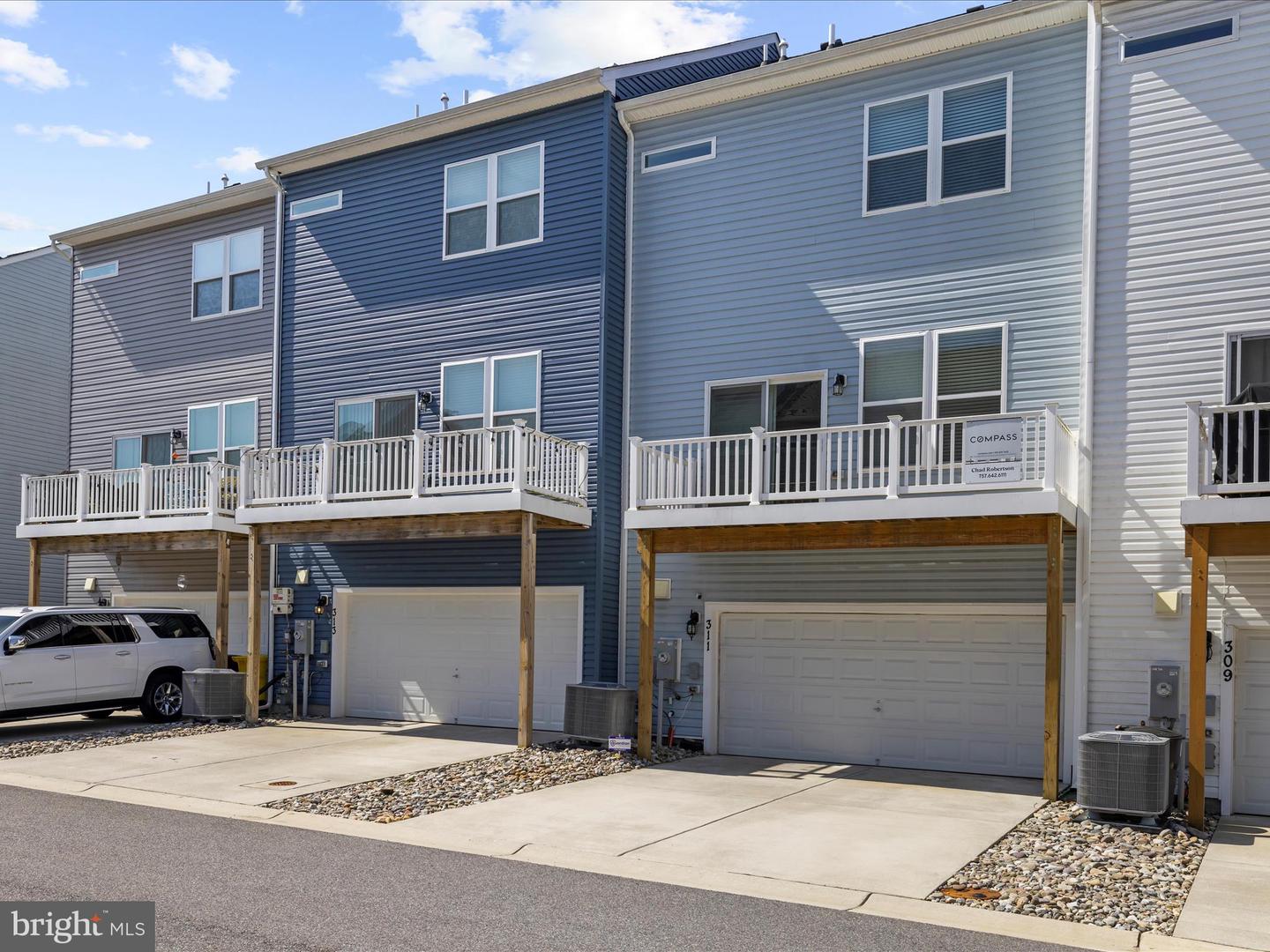 311 Bright Light Ct