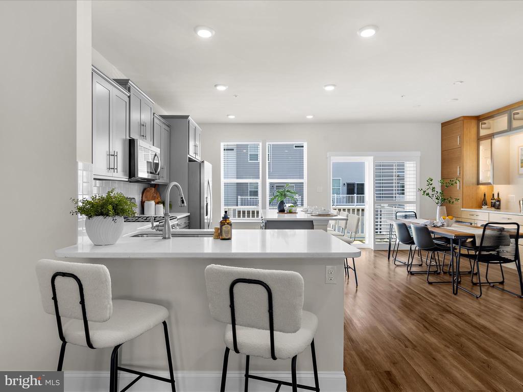 311 Bright Light Ct