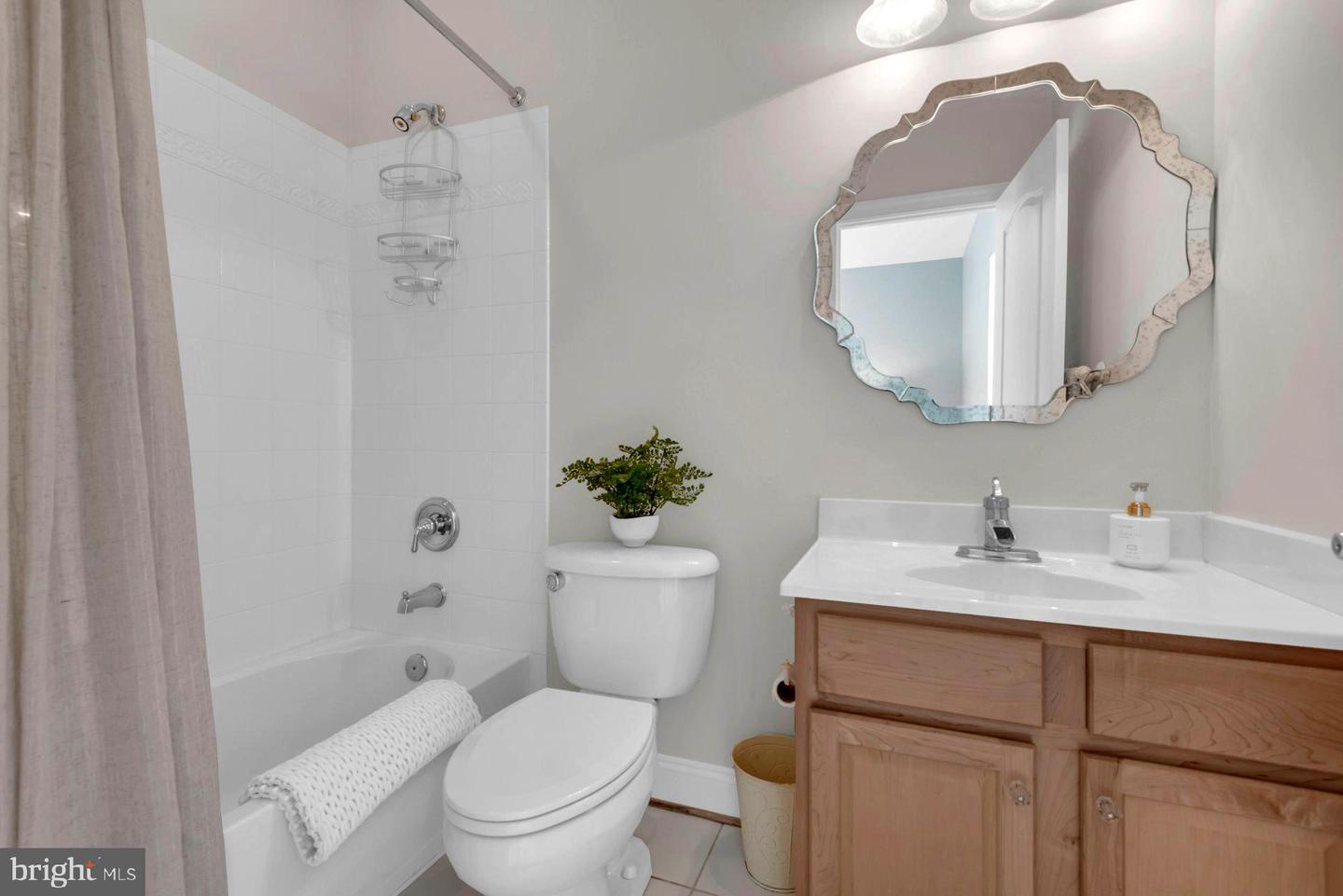 1604 Rabbit Foot Clover Ct