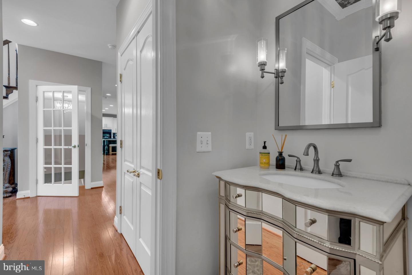 1604 Rabbit Foot Clover Ct