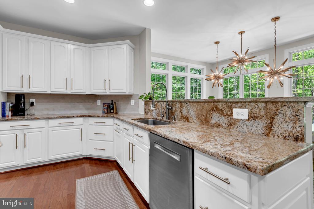 1604 Rabbit Foot Clover Ct