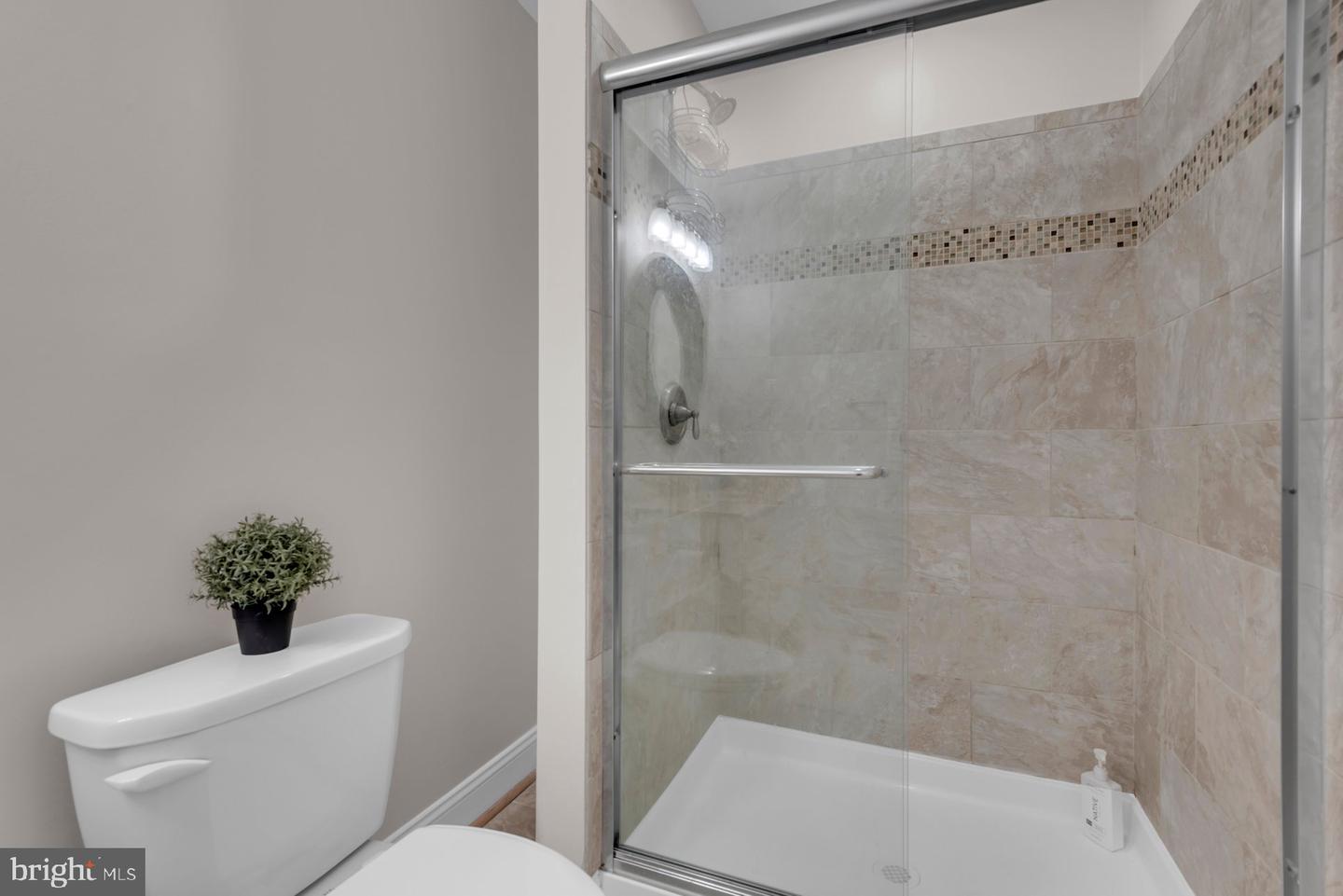 1604 Rabbit Foot Clover Ct