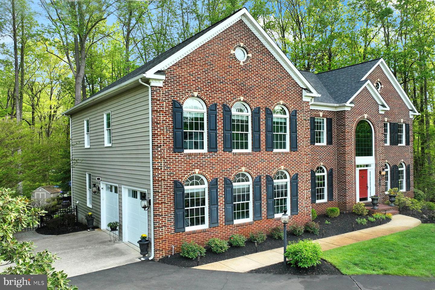 1604 Rabbit Foot Clover Ct
