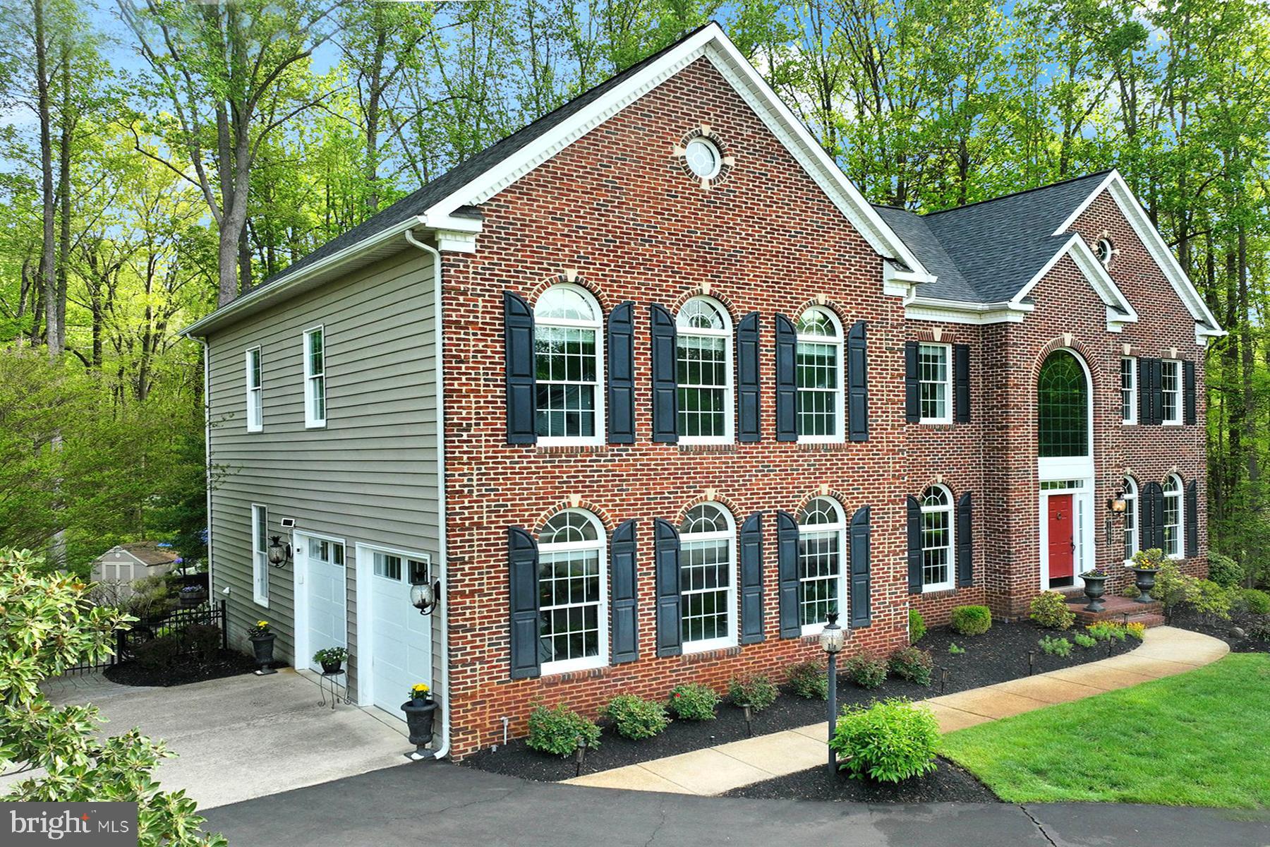1604 Rabbit Foot Clover Ct