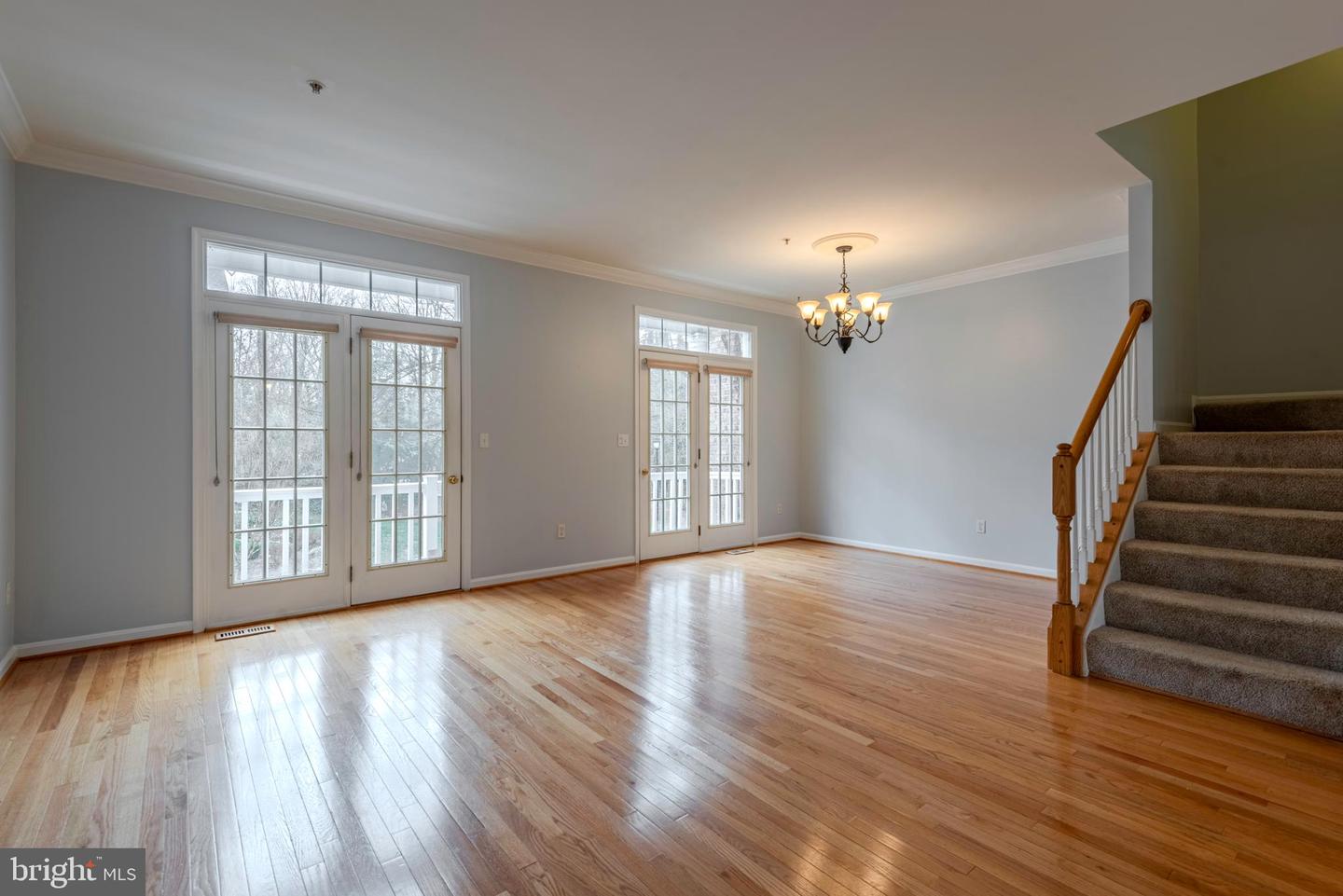 226 WINTERGULL LN