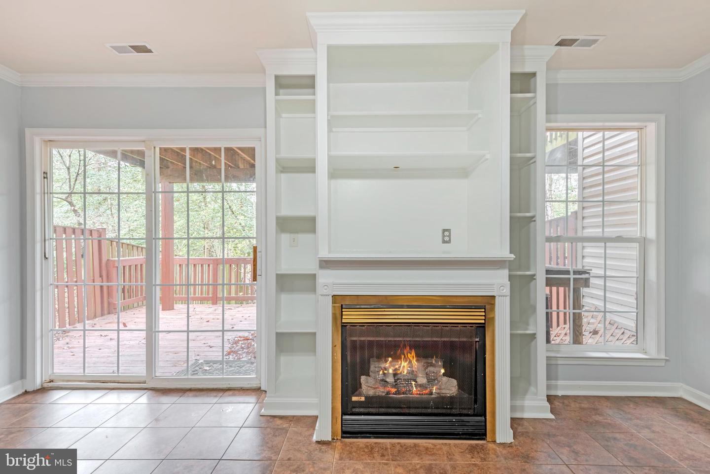 226 WINTERGULL LN