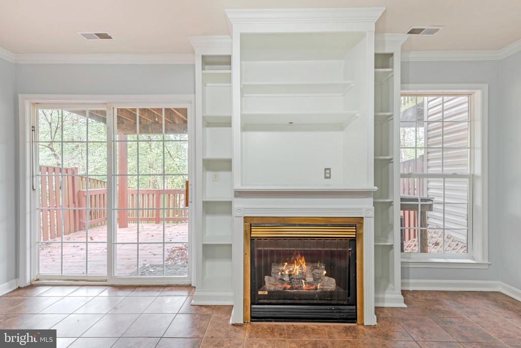 226 WINTERGULL LN
