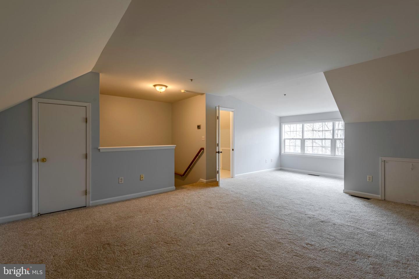 226 WINTERGULL LN