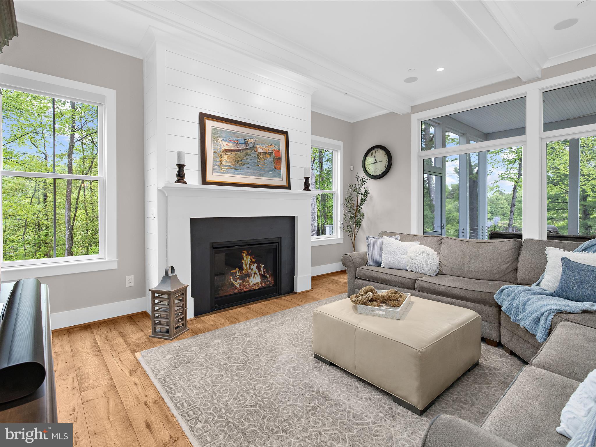 282a North Dr