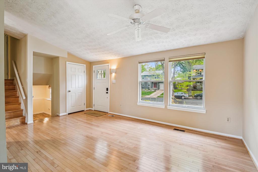 271 Waycross Way