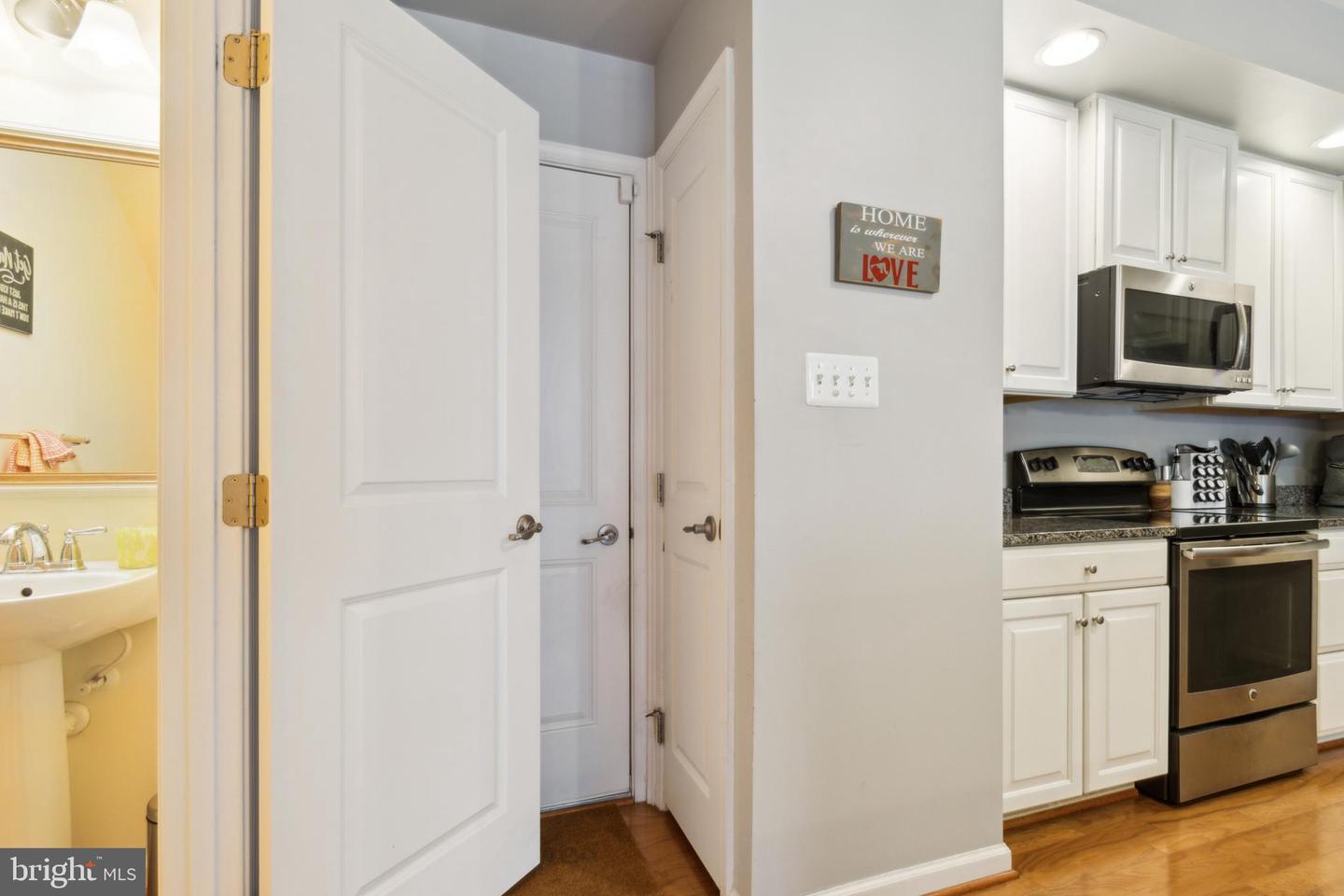 366 Chessington Dr