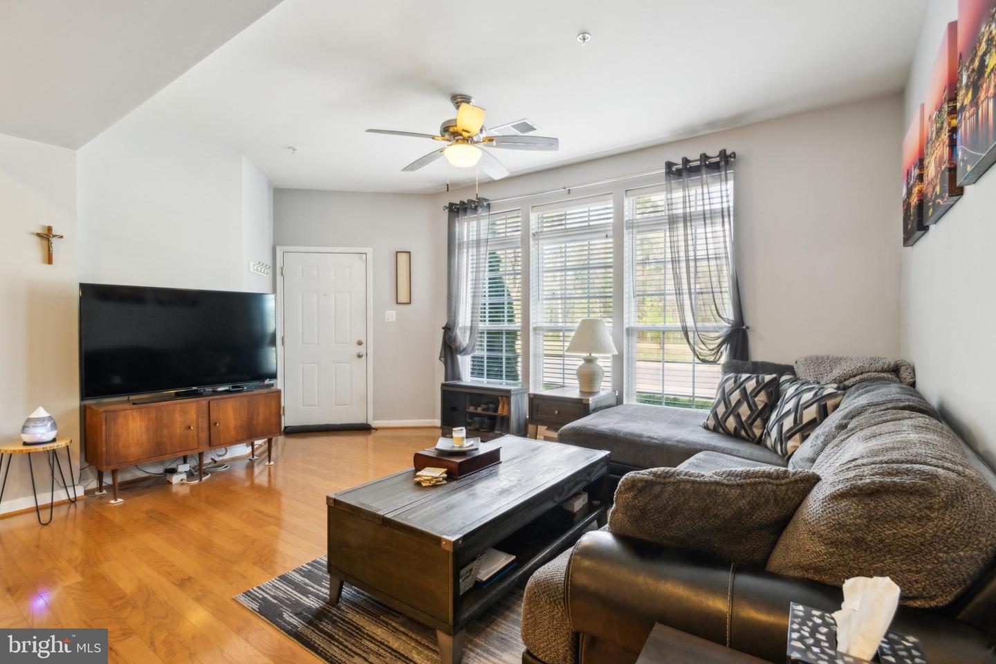 366 Chessington Dr