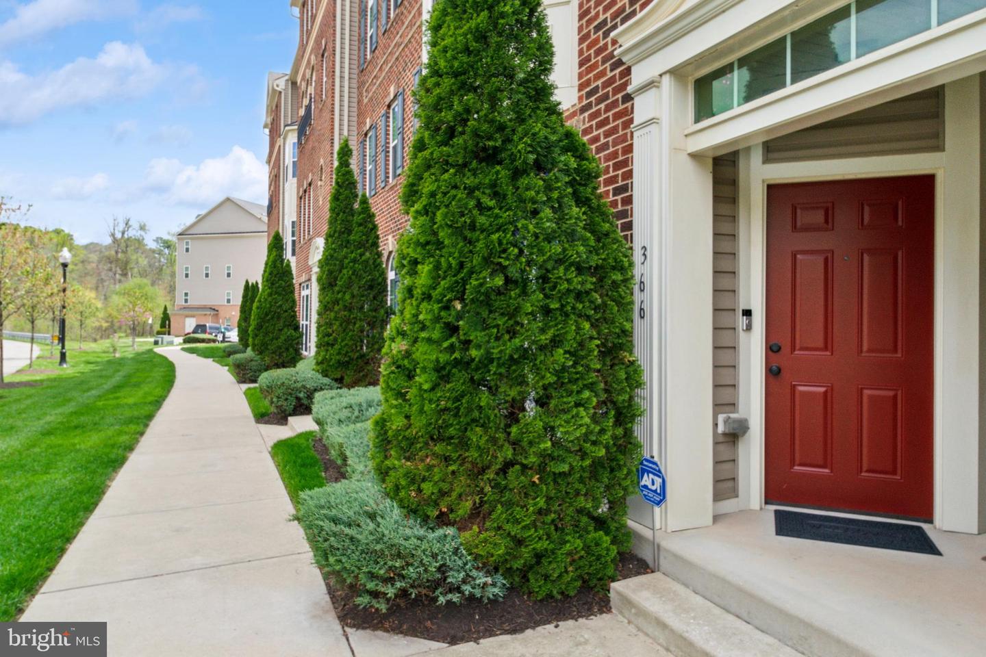 366 Chessington Dr