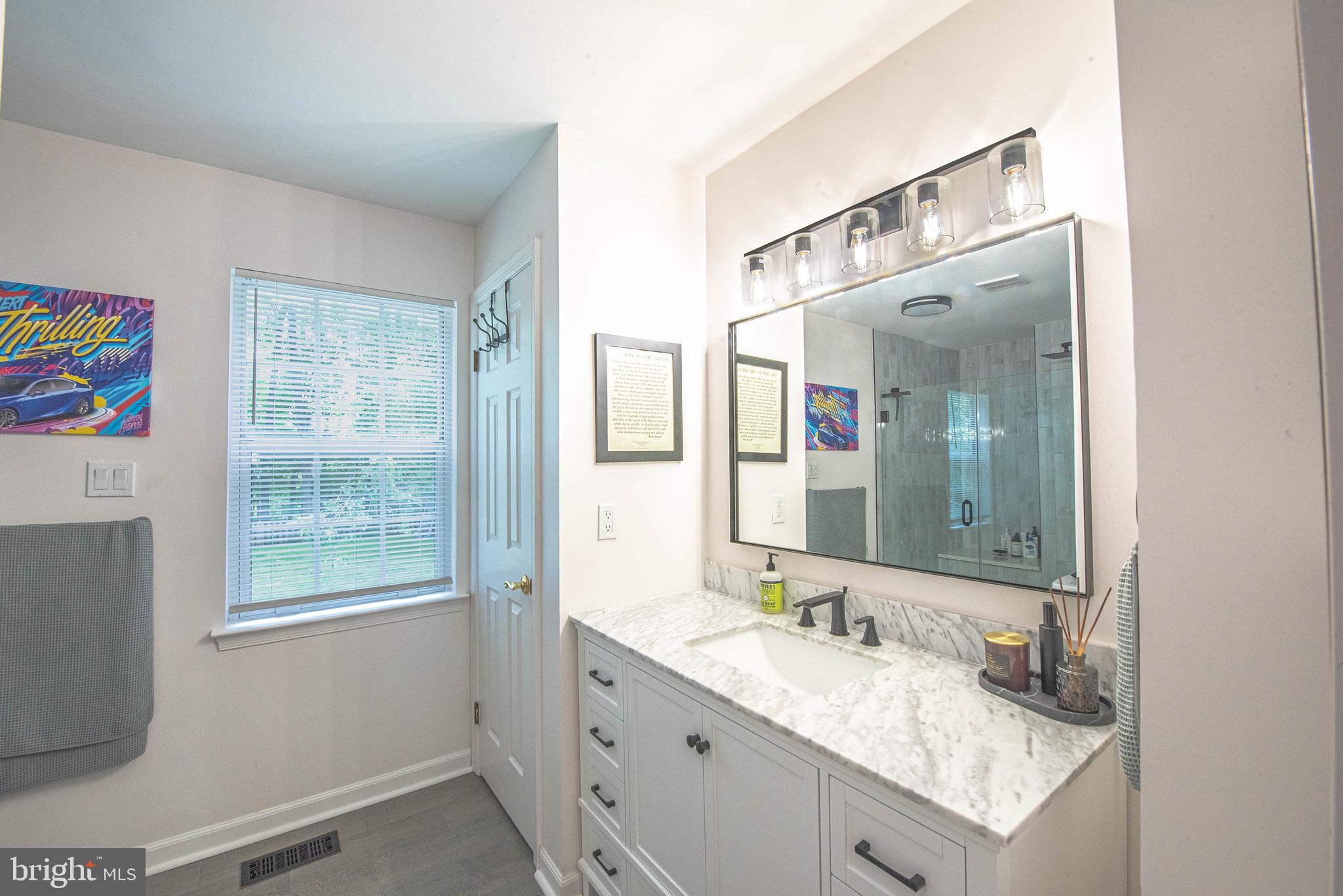 1337 BLACKWALNUT COURT