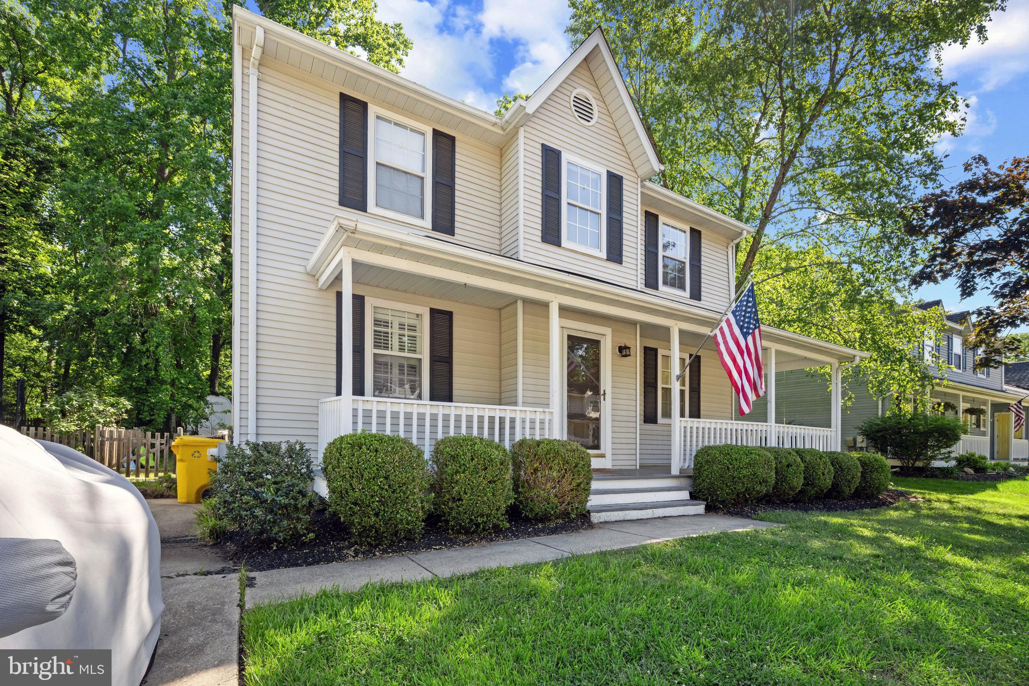 1337 BLACKWALNUT COURT