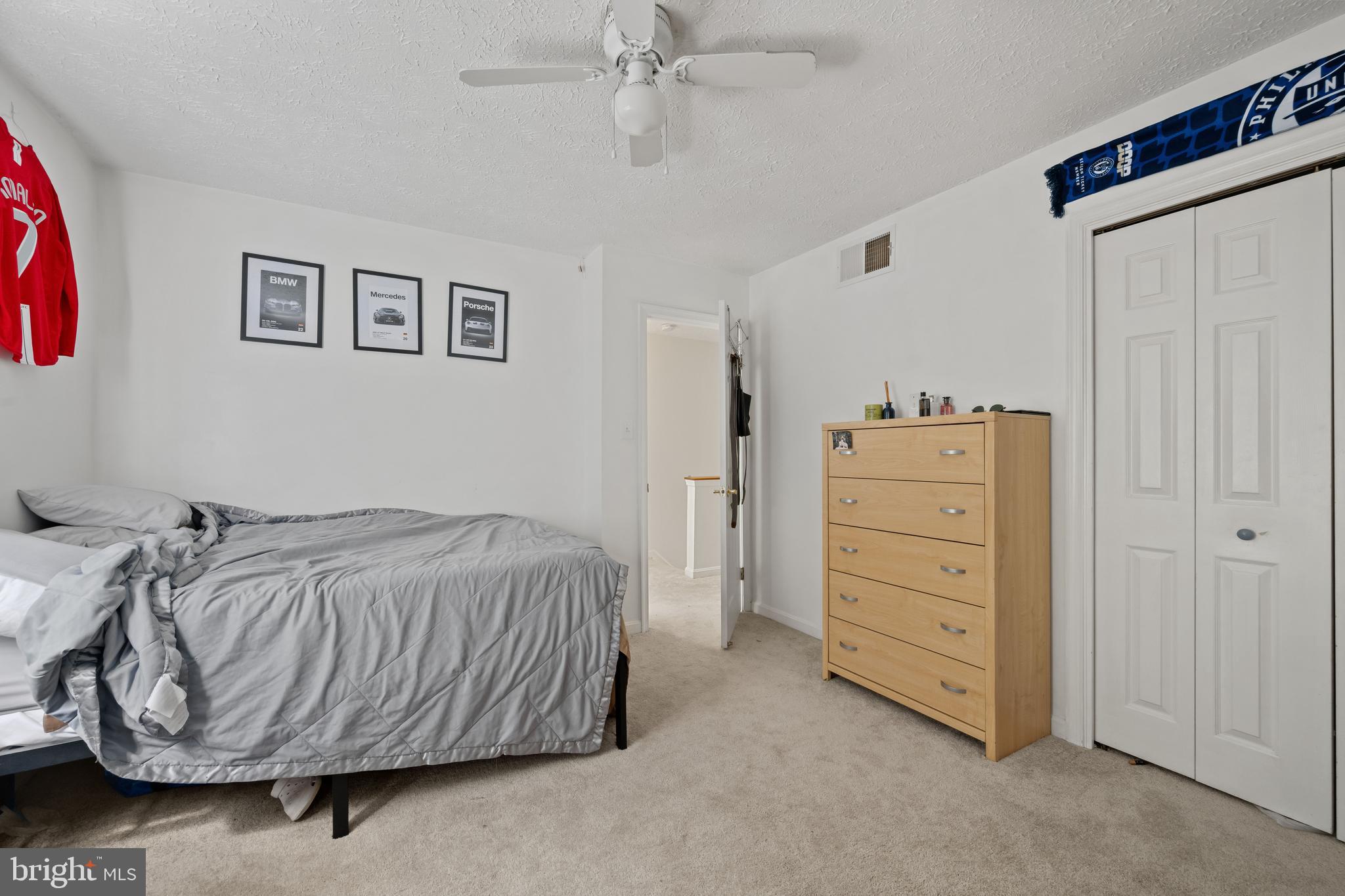 1337 BLACKWALNUT COURT