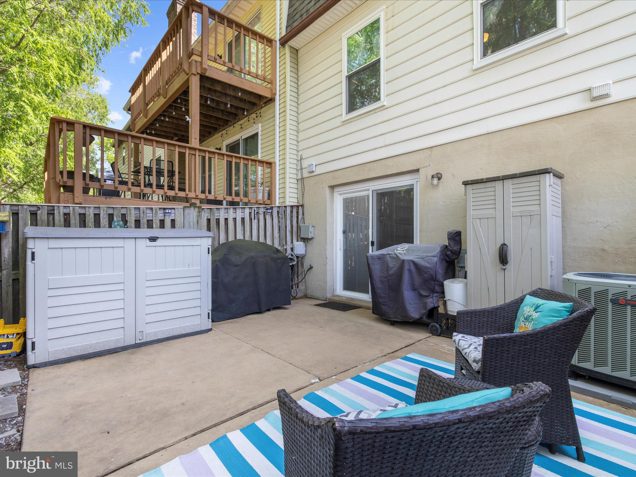 2524 Vineyard Ln