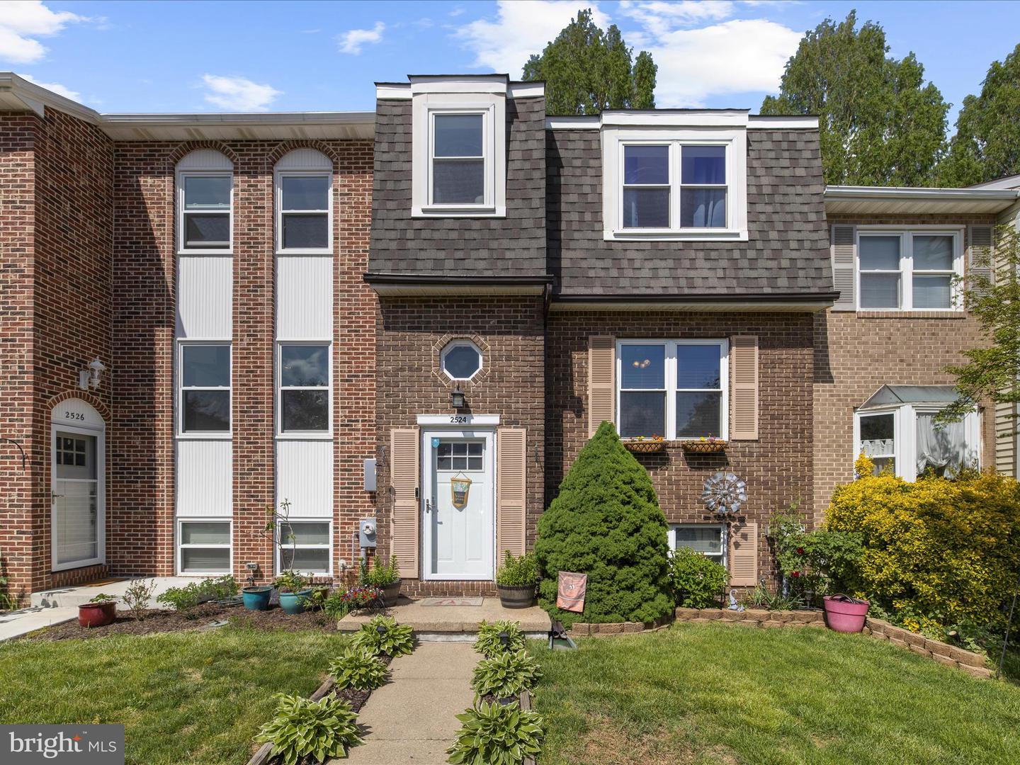 2524 Vineyard Ln
