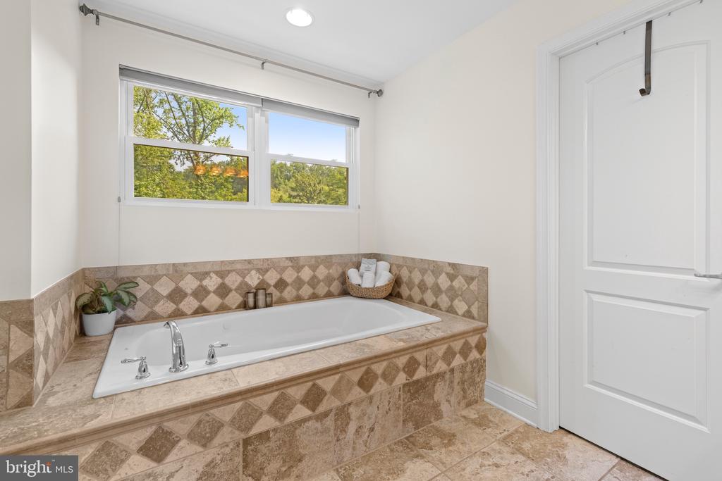 109 Brenda Joyce Ln