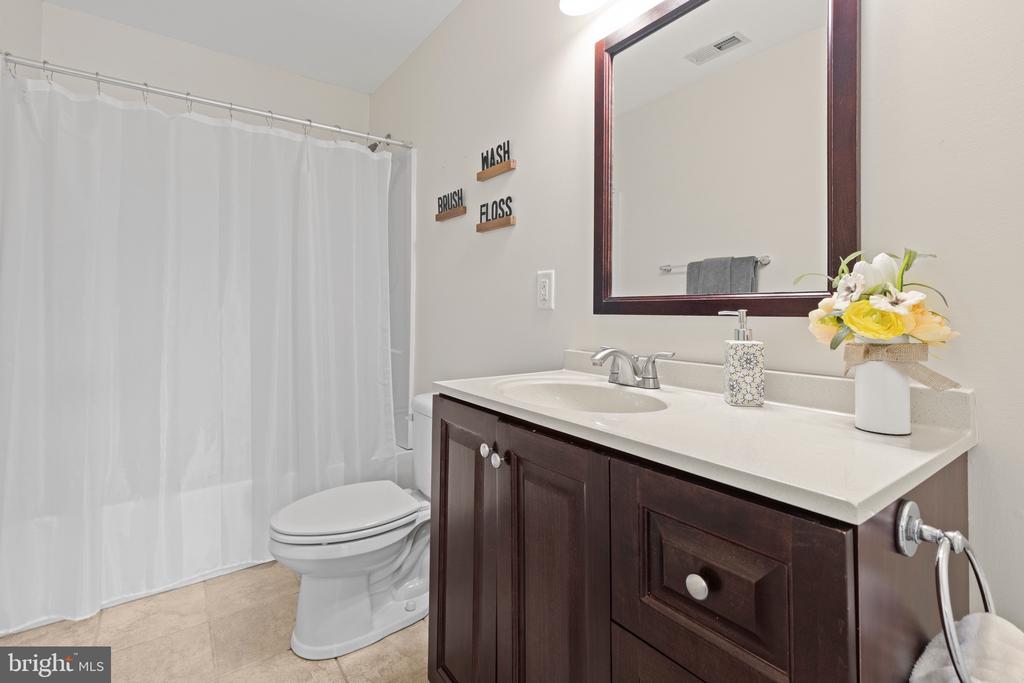 109 Brenda Joyce Ln