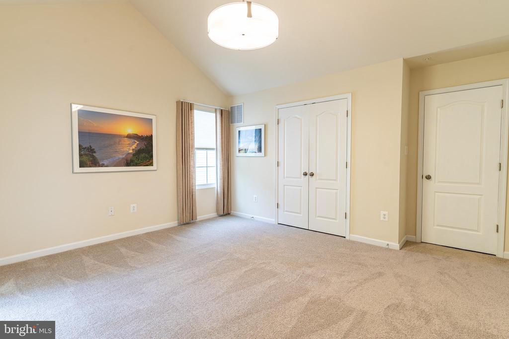 7522 Stonehouse Run Dr