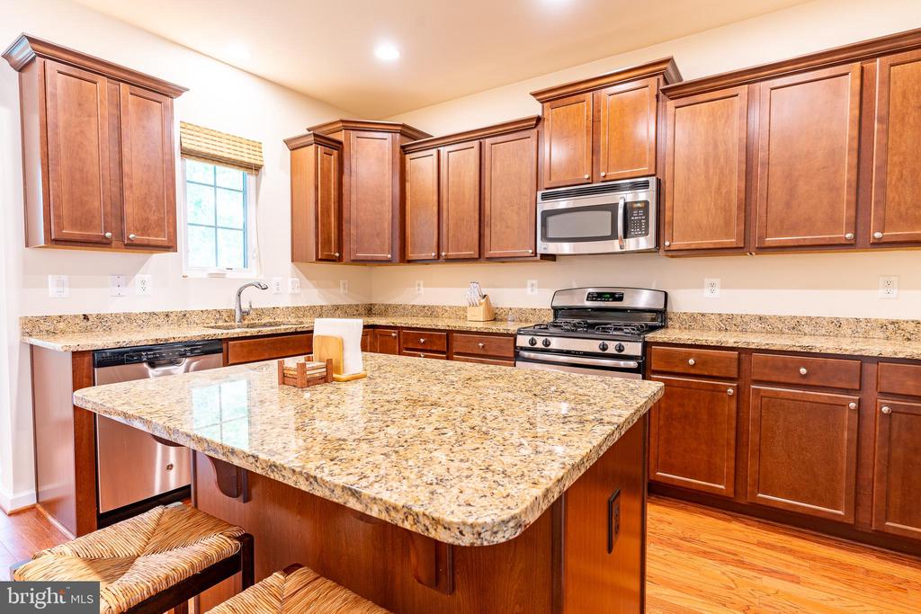 7522 Stonehouse Run Dr