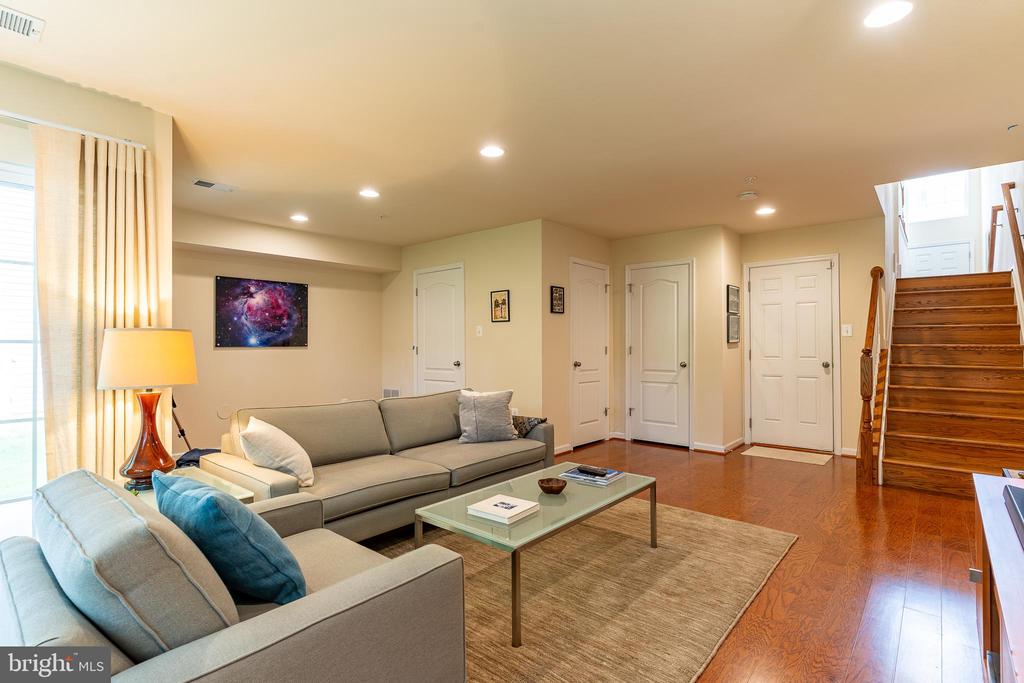 7522 Stonehouse Run Dr