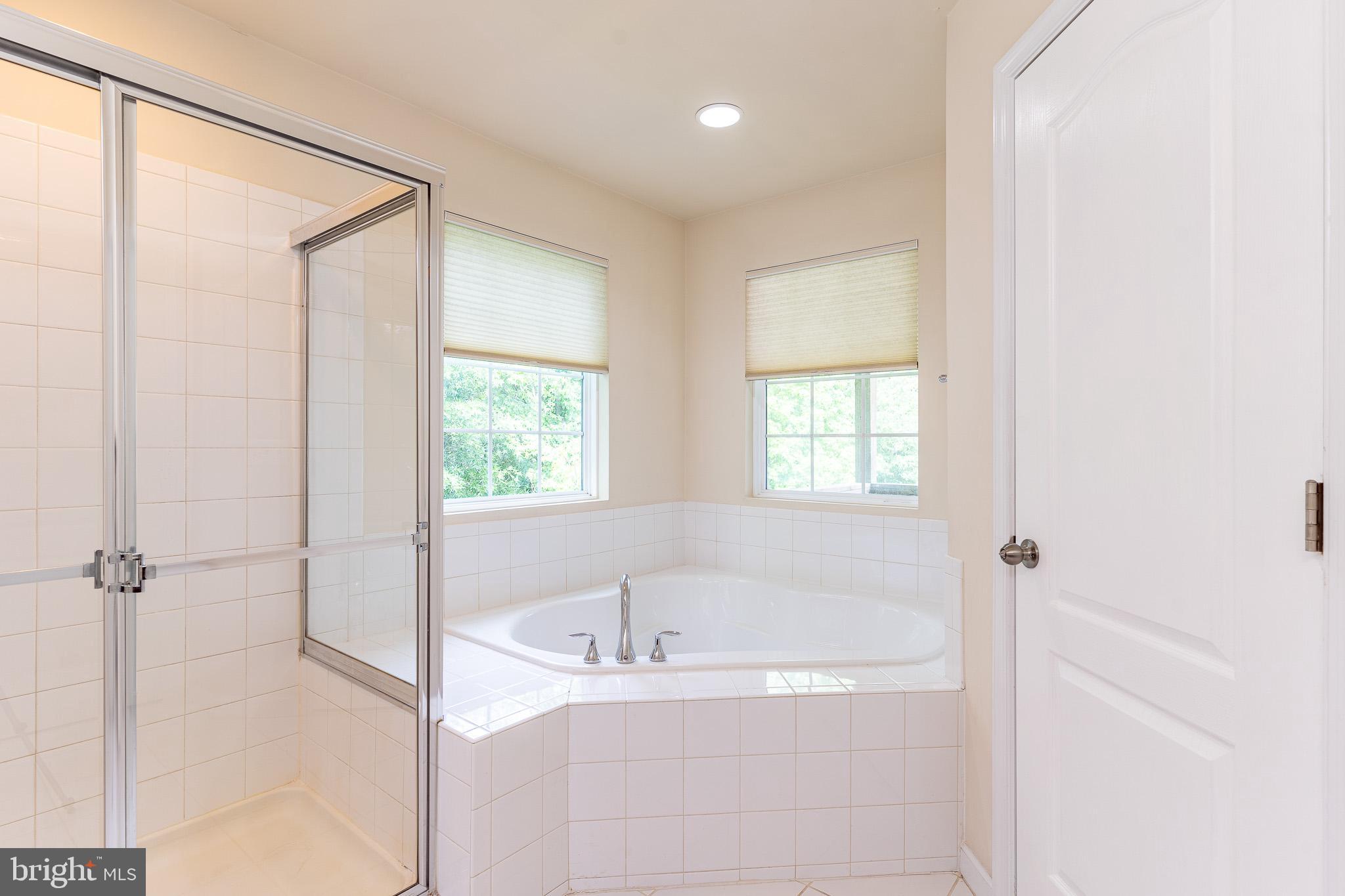 7522 Stonehouse Run Dr