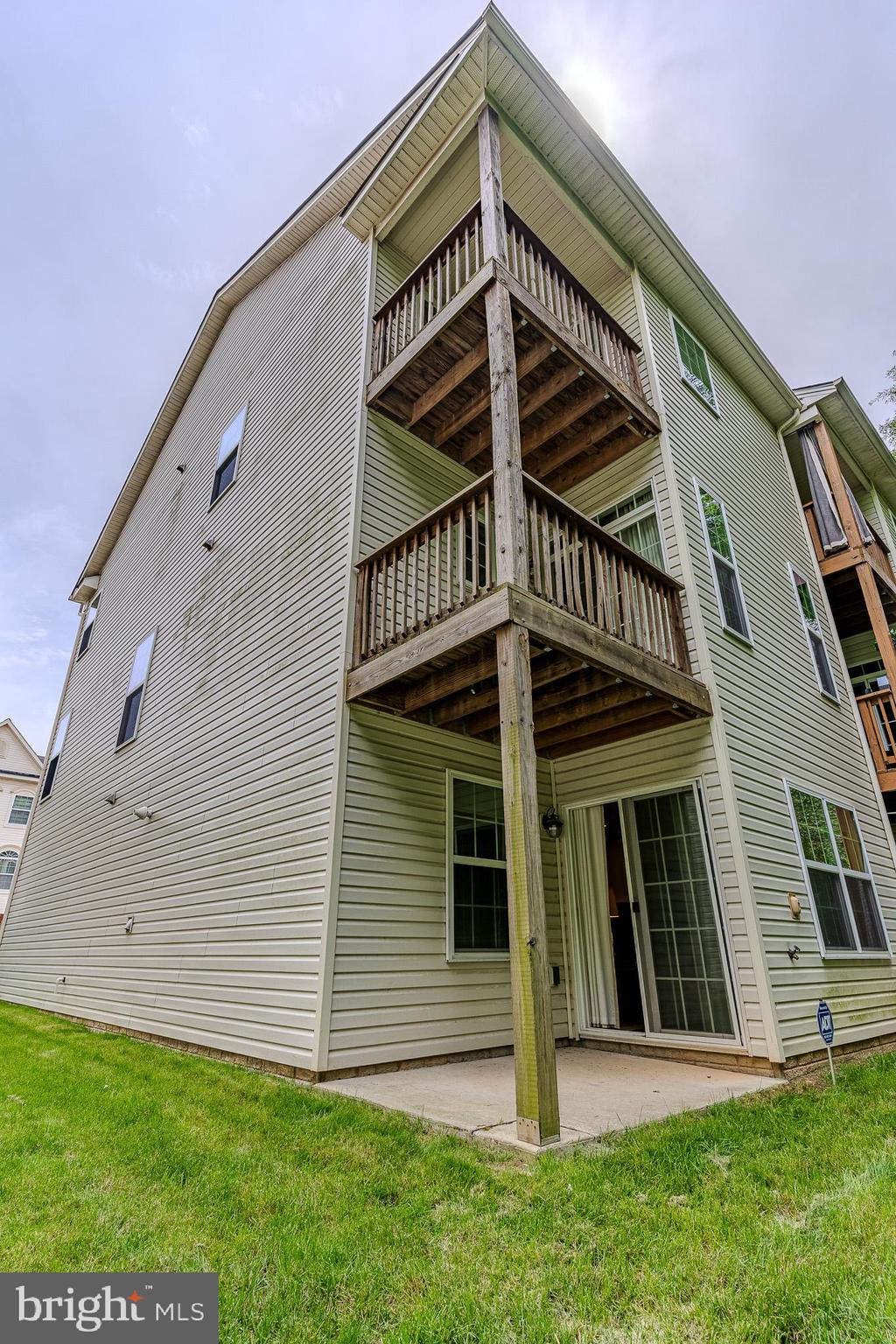 7522 Stonehouse Run Dr