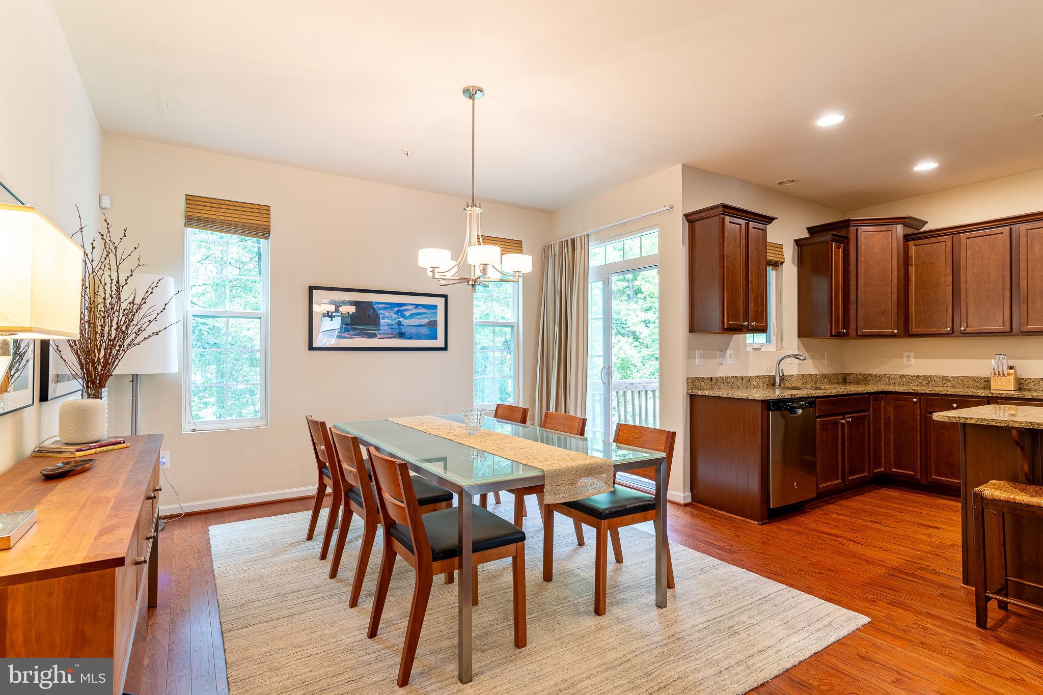 7522 Stonehouse Run Dr